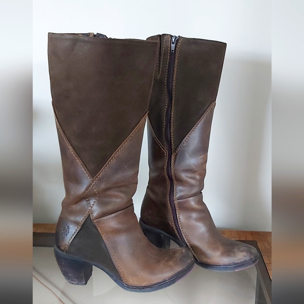 Fly London Boots Sz 37